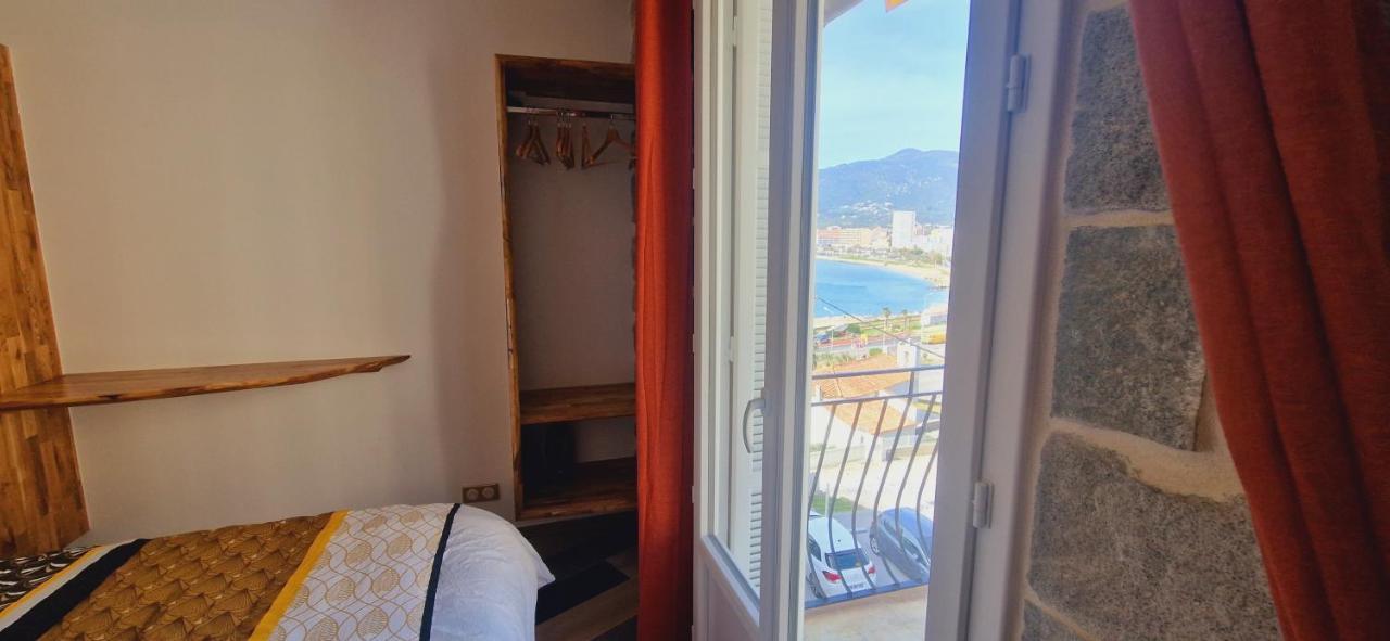Magnifique Appartement Avec Balcon Vue Mer A L'Entree D'Ajaccio Ajaccio  Eksteriør billede