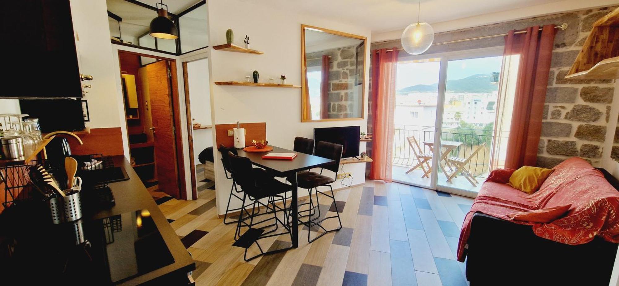 Magnifique Appartement Avec Balcon Vue Mer A L'Entree D'Ajaccio Ajaccio  Eksteriør billede